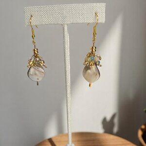 Oyster pearl multi color bead drop earring